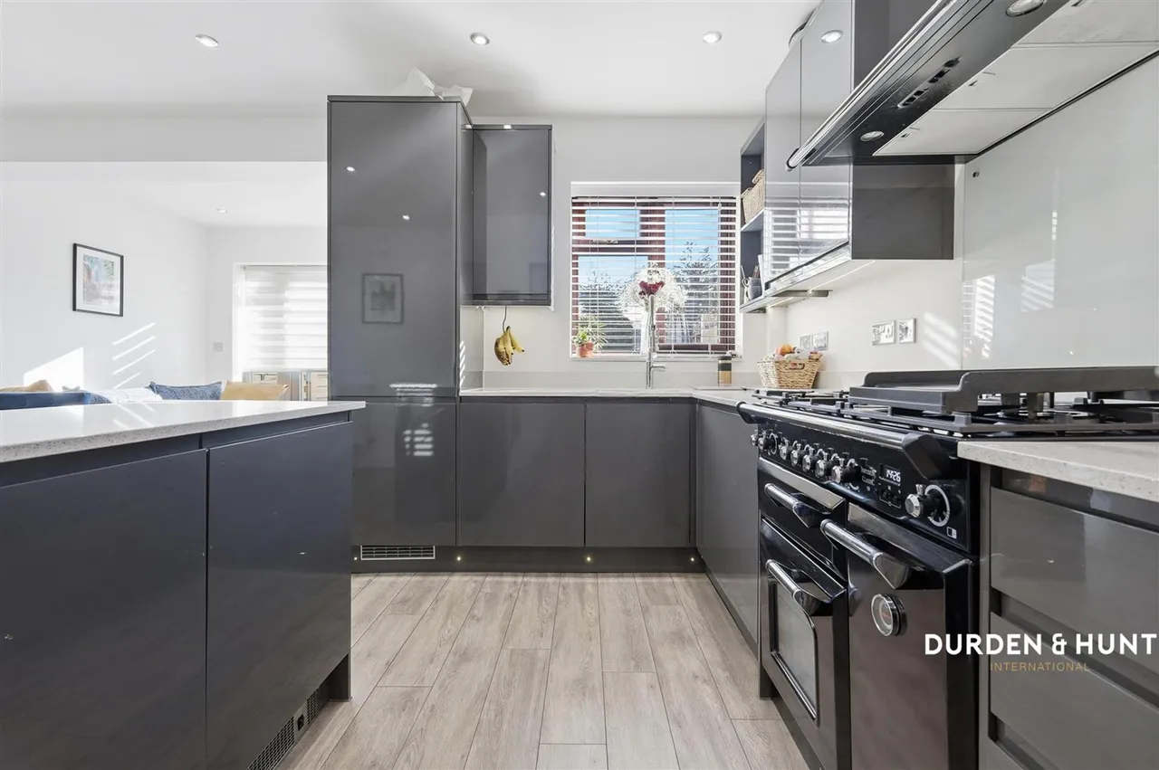 Lympstone Close, Eastwood, SS0, photo 7