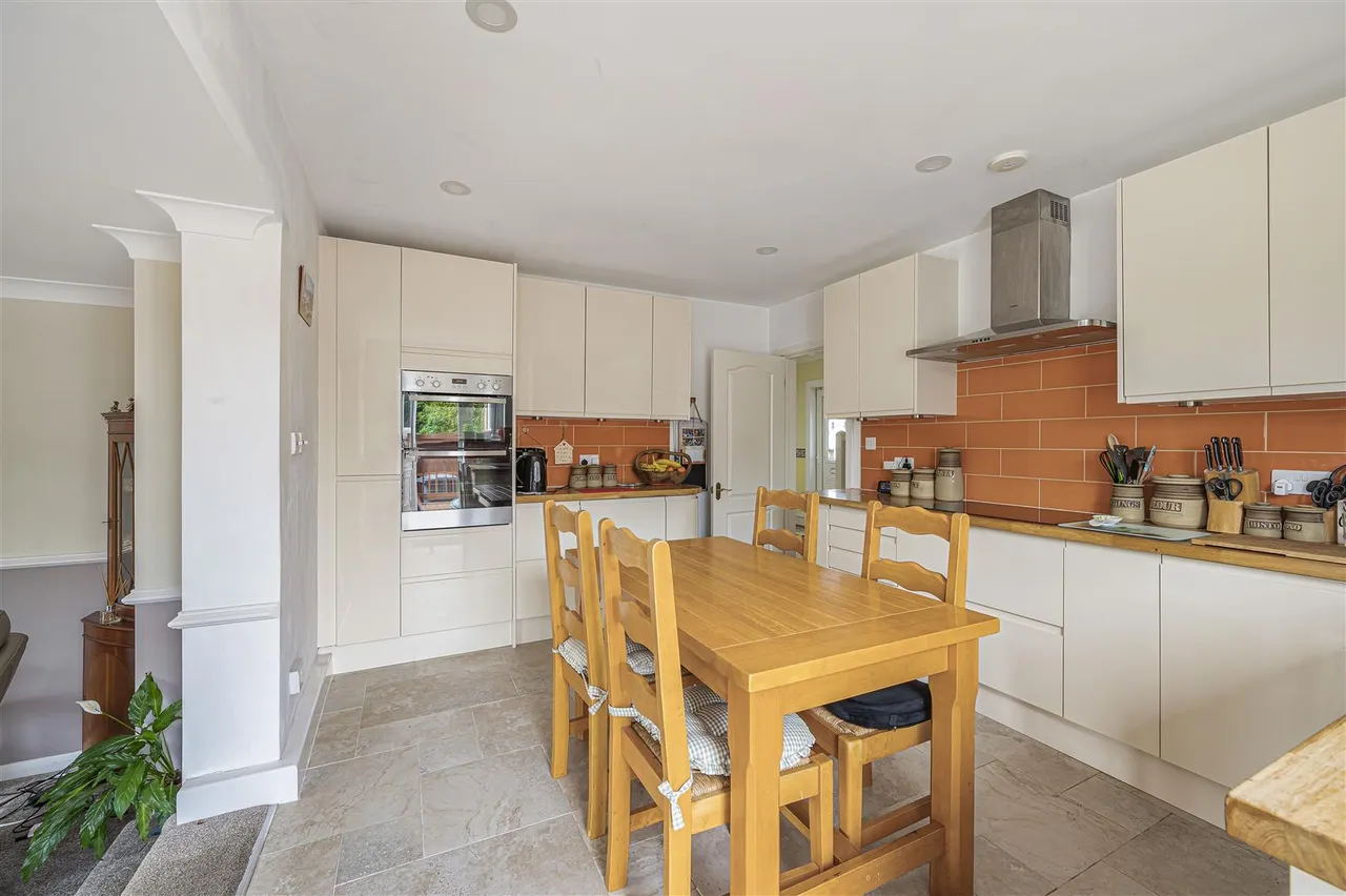 Grassmere Avenue, Peacehaven, photo 22