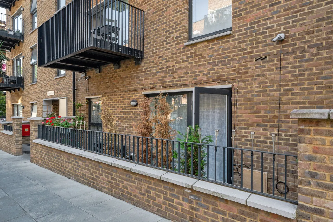 Rolfe Terrace, SE18, photo 8