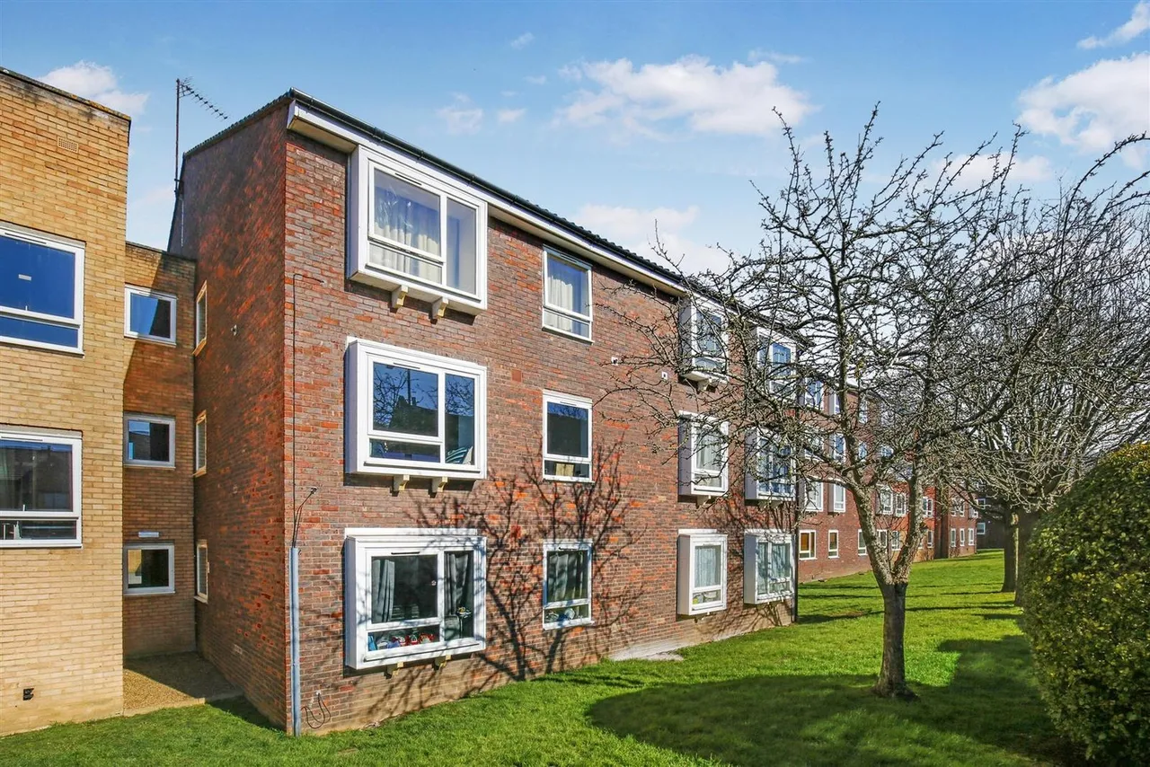 Station Approach, Cheam, Sutton, SM2 7BP, photo 6