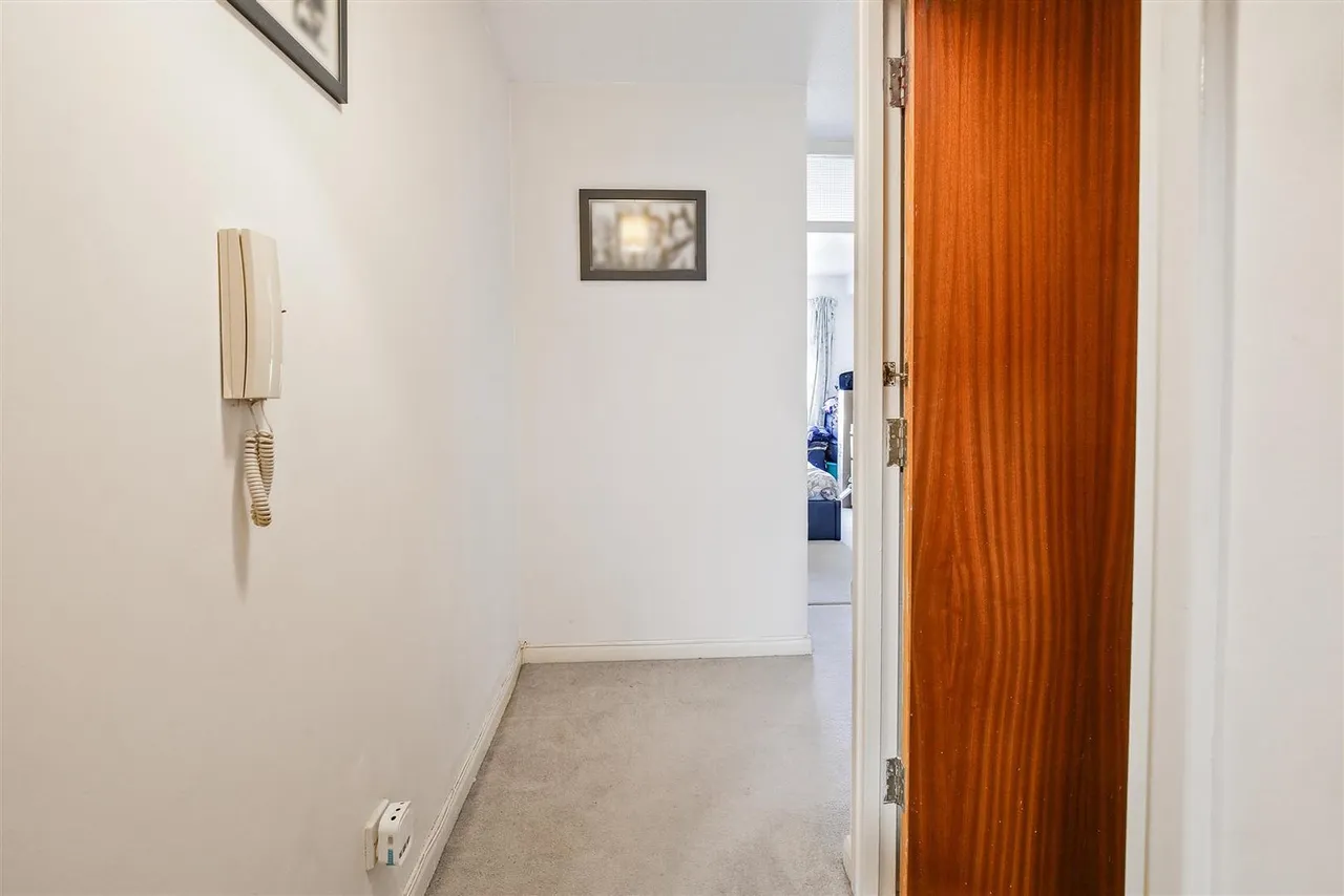 Station Approach, Cheam, Sutton, SM2 7BP, photo 11