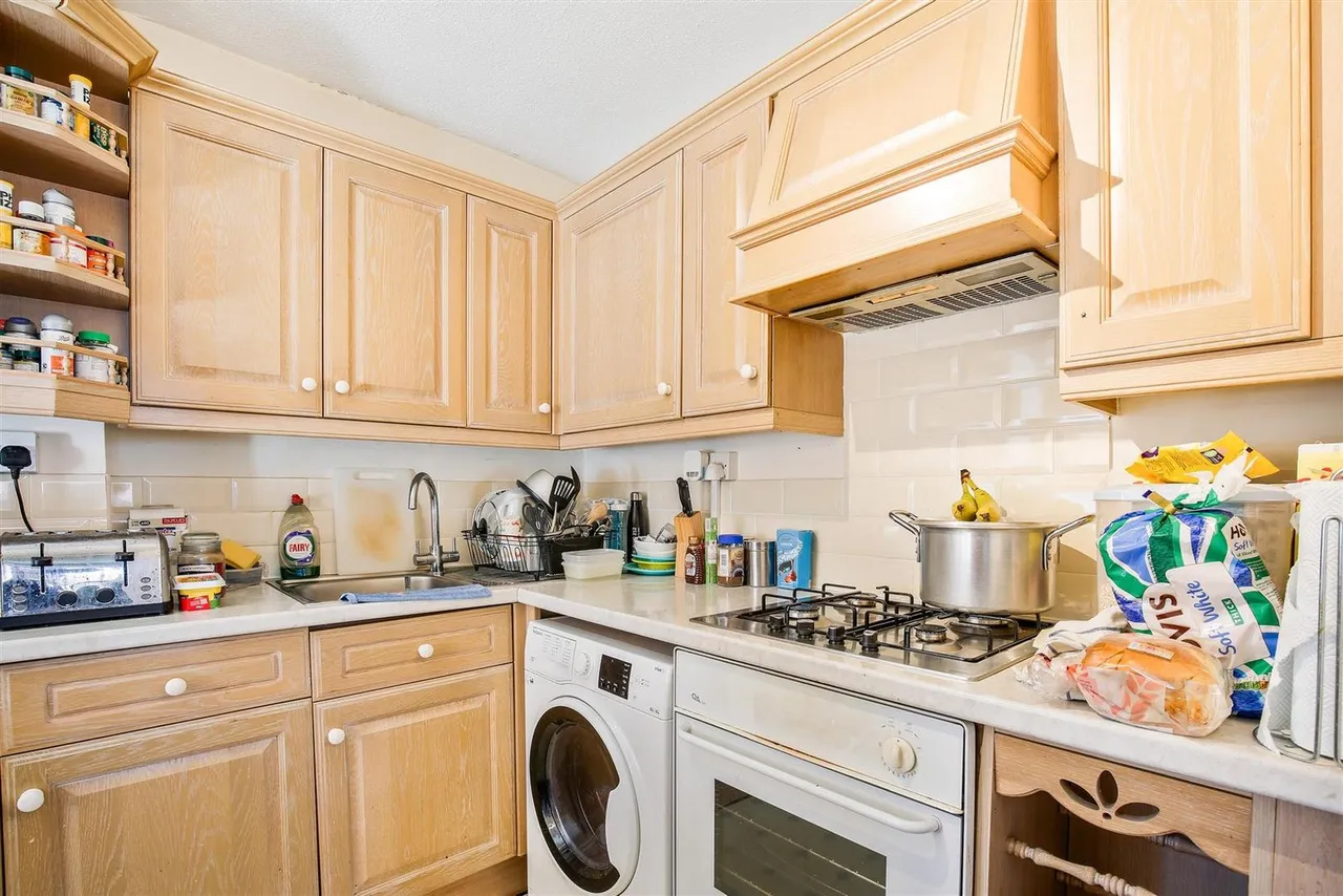 Station Approach, Cheam, Sutton, SM2 7BP, photo 9