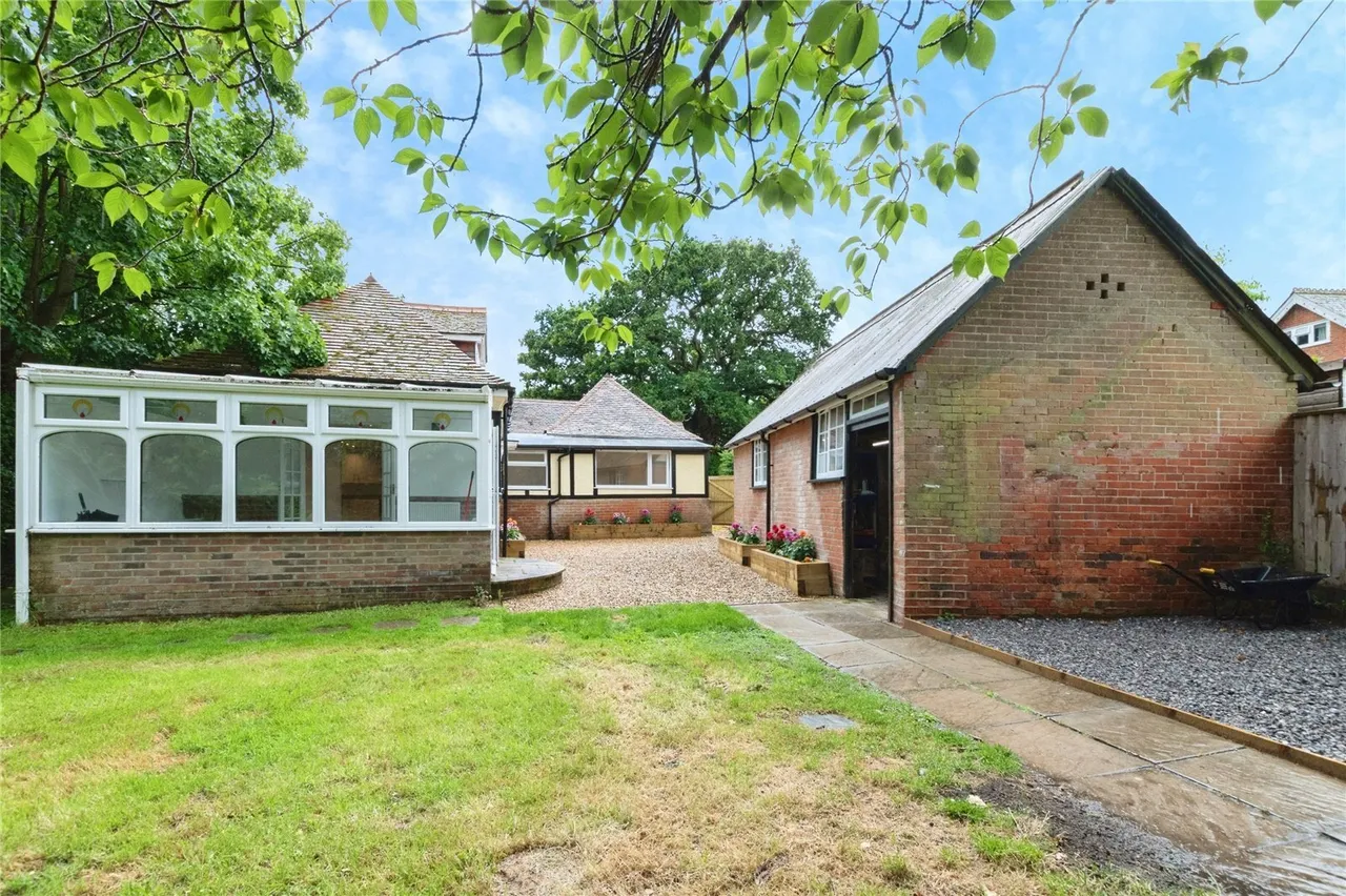 Southampton Road, Lyndhurst, SO43, photo 18