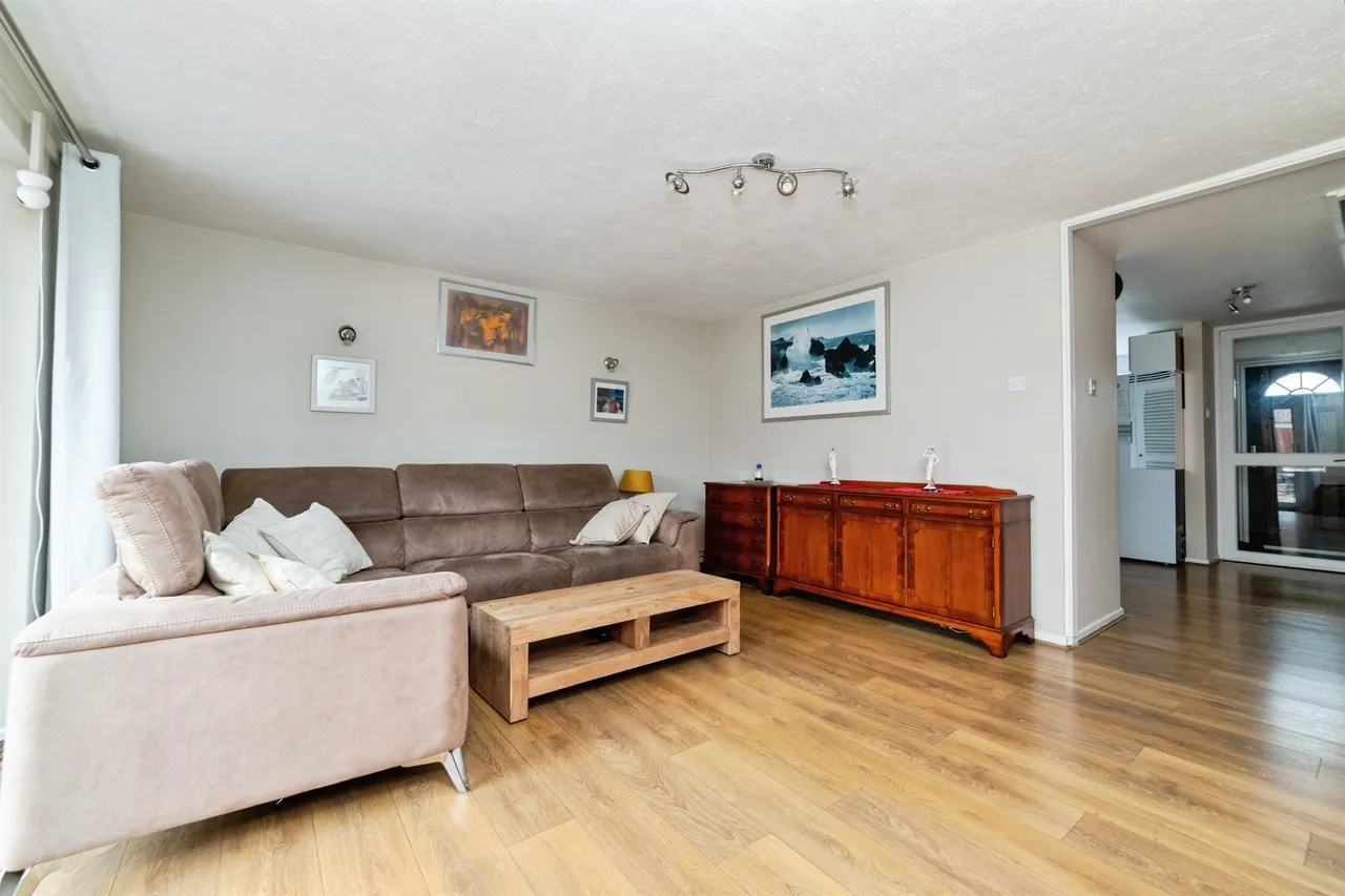 Canterbury Way, Stevenage, SG1, photo 6