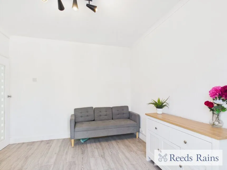 Tennyson Way, Hornchurch, RM12, photo 8