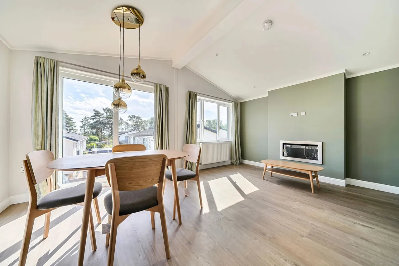 2 bed park home for sale, Hurn Road, Matchams, BH24