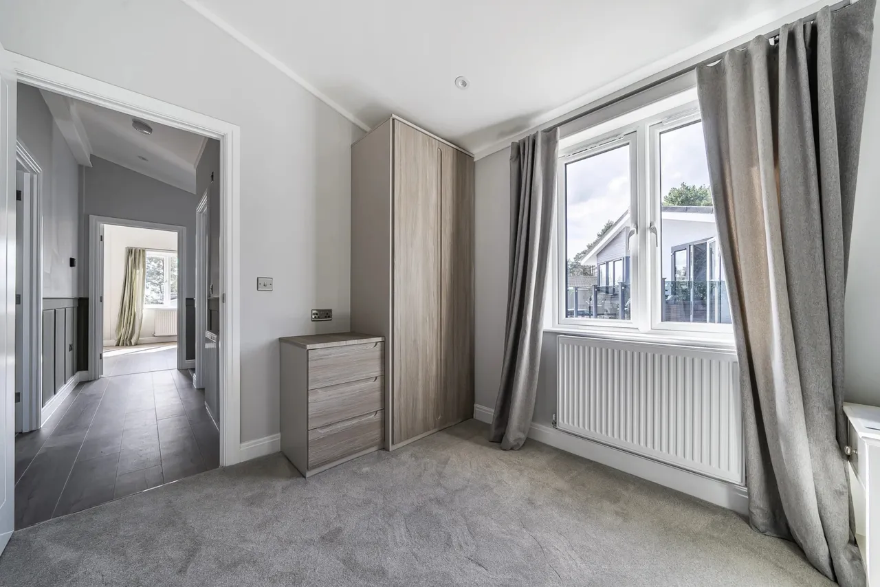 Hurn Road, Matchams, BH24, photo 8