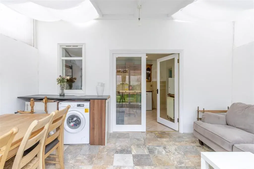 The Drive, Ickenham, UB10, photo 26
