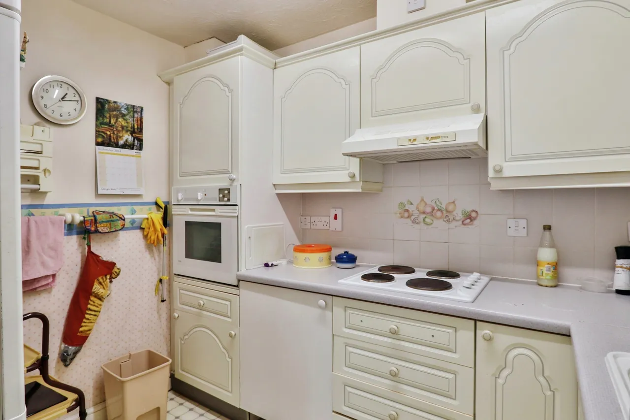 Lansdowne Road, Bournemouth, BH1, photo 13