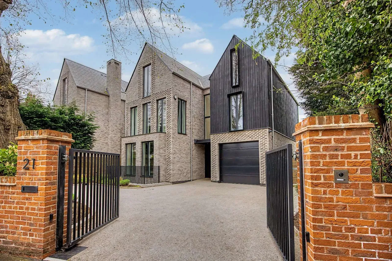 Didsbury Park, Manchester, M20, photo 2