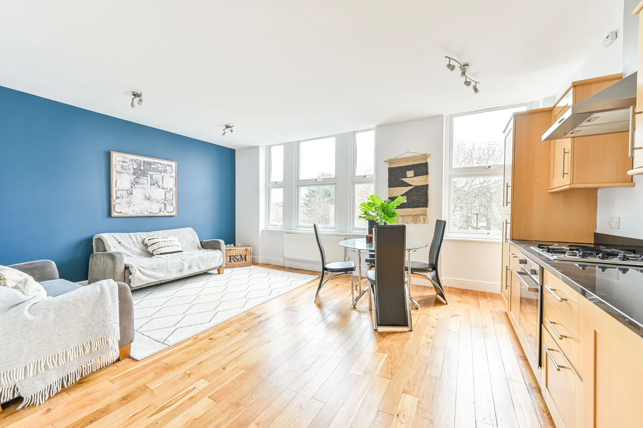 4c Haselrigge Road, London, photo 3