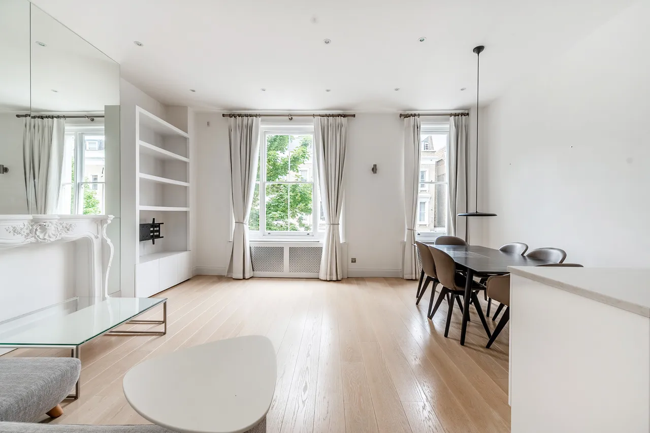 2 bed flat to rent, London, SW5