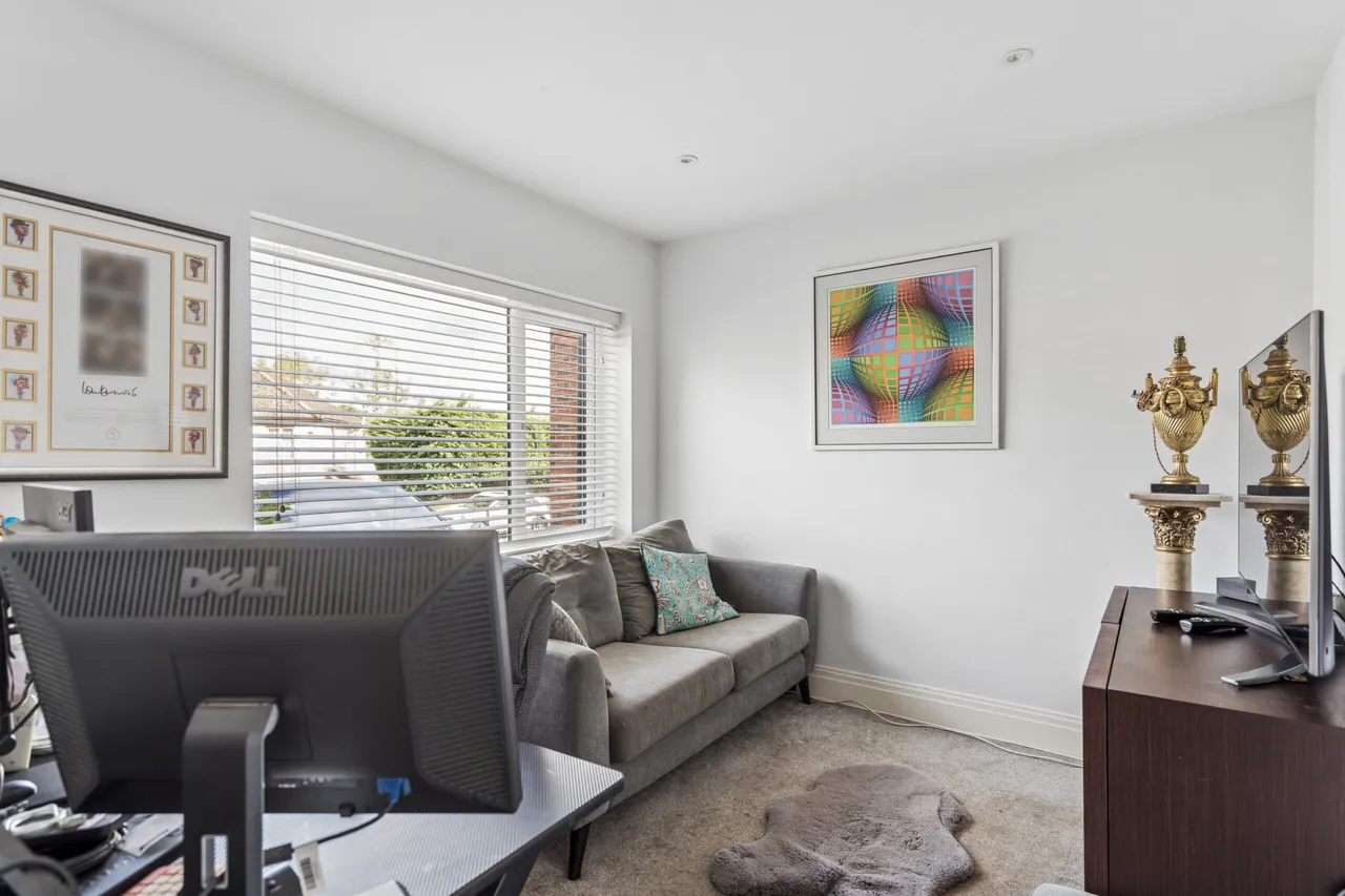 1D Kimble Crescent, Bushey, Bushey, WD23 4SR, photo 7