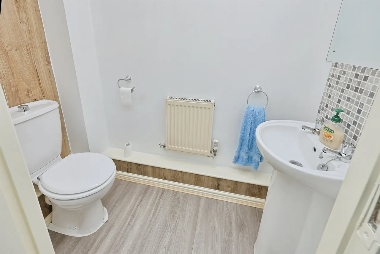 Fortress Road, Carbrooke, Thetford, photo 9
