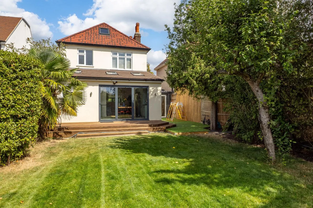 Cheam Common Road, Worcester Park, KT4, photo 24