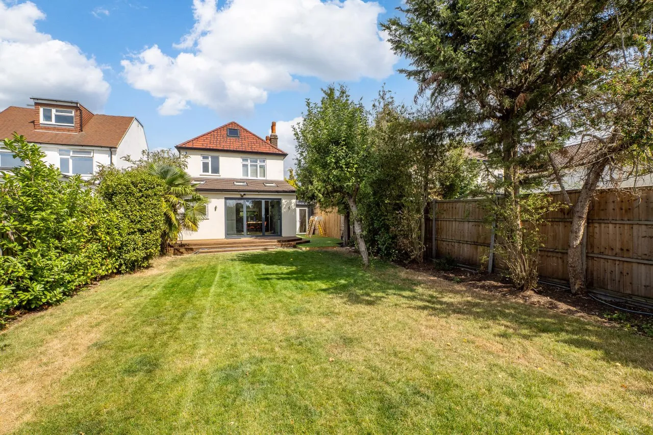 Cheam Common Road, Worcester Park, KT4, photo 23
