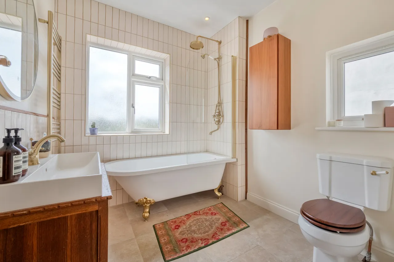 Cheam Common Road, Worcester Park, KT4, photo 11