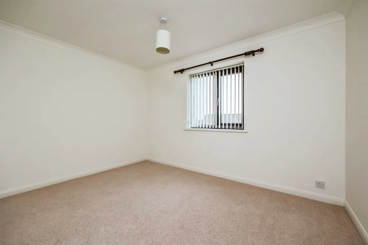 Derbyshire Avenue, West Hallam, DE7, photo 9