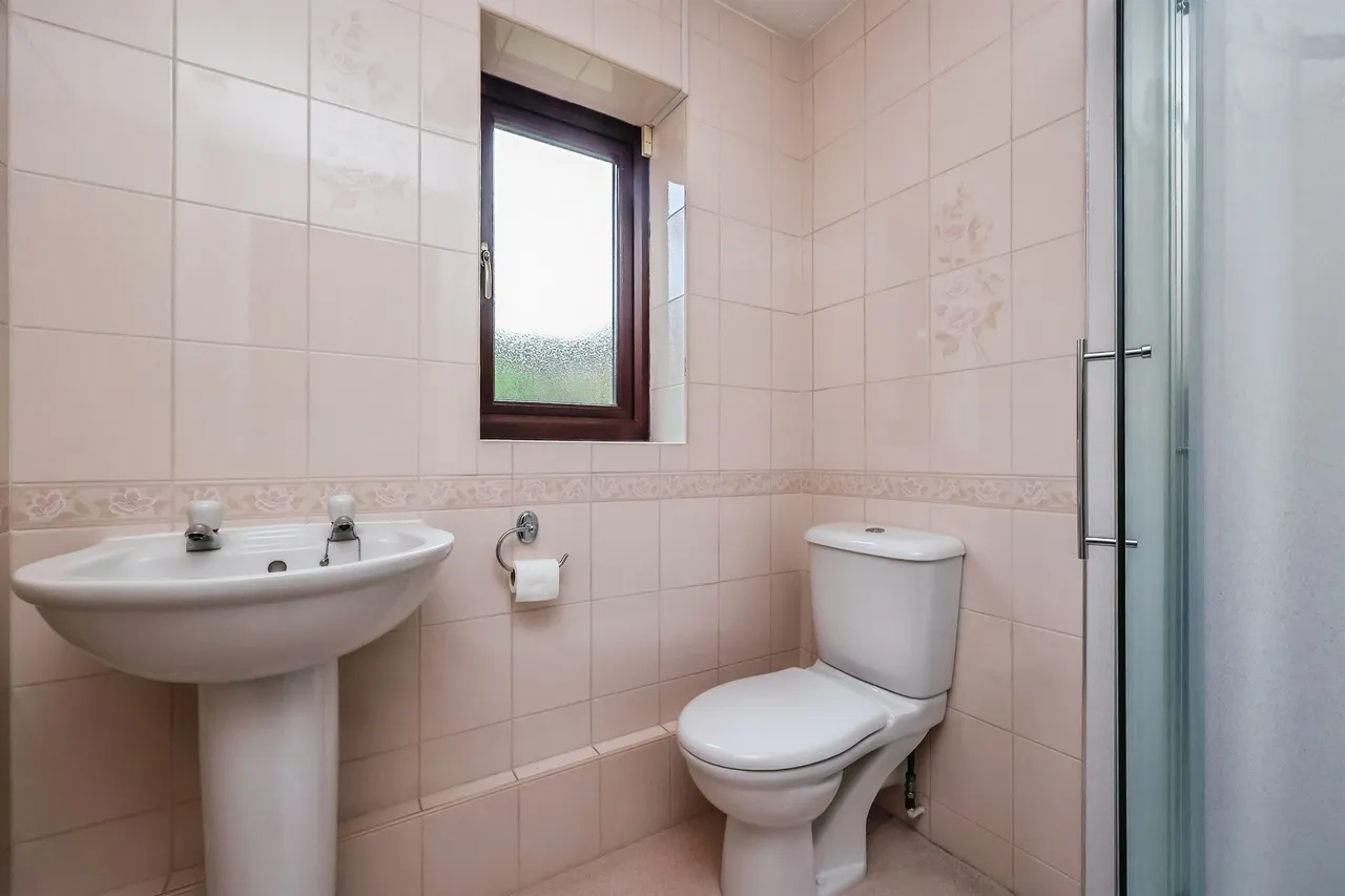 Derbyshire Avenue, West Hallam, DE7, photo 15
