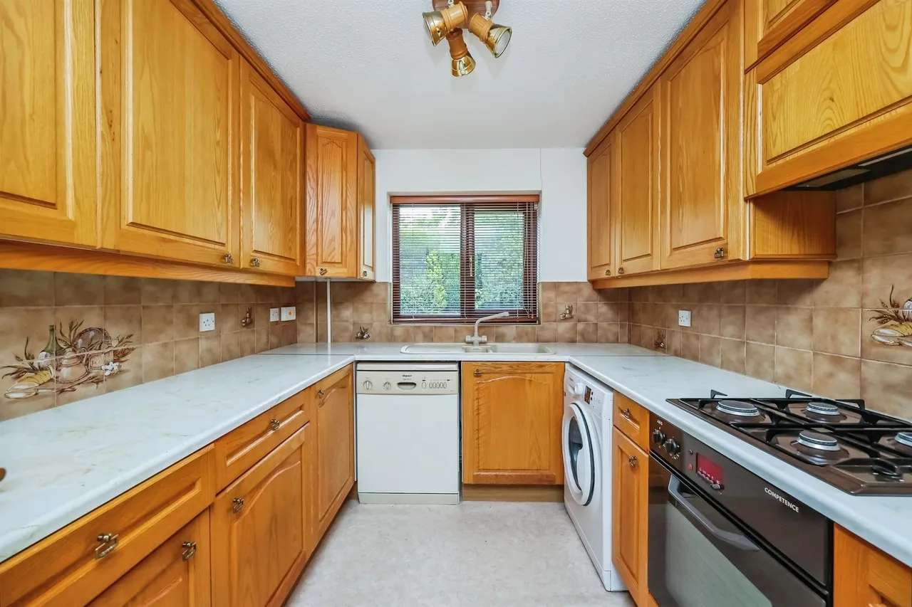Derbyshire Avenue, West Hallam, DE7, photo 3
