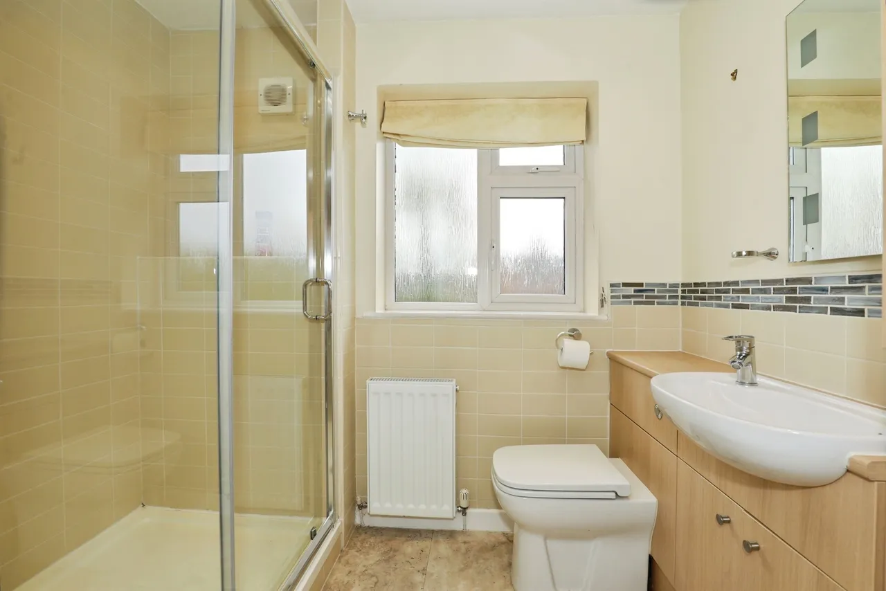 Pear Tree Drive, Wincham, CW9, photo 13