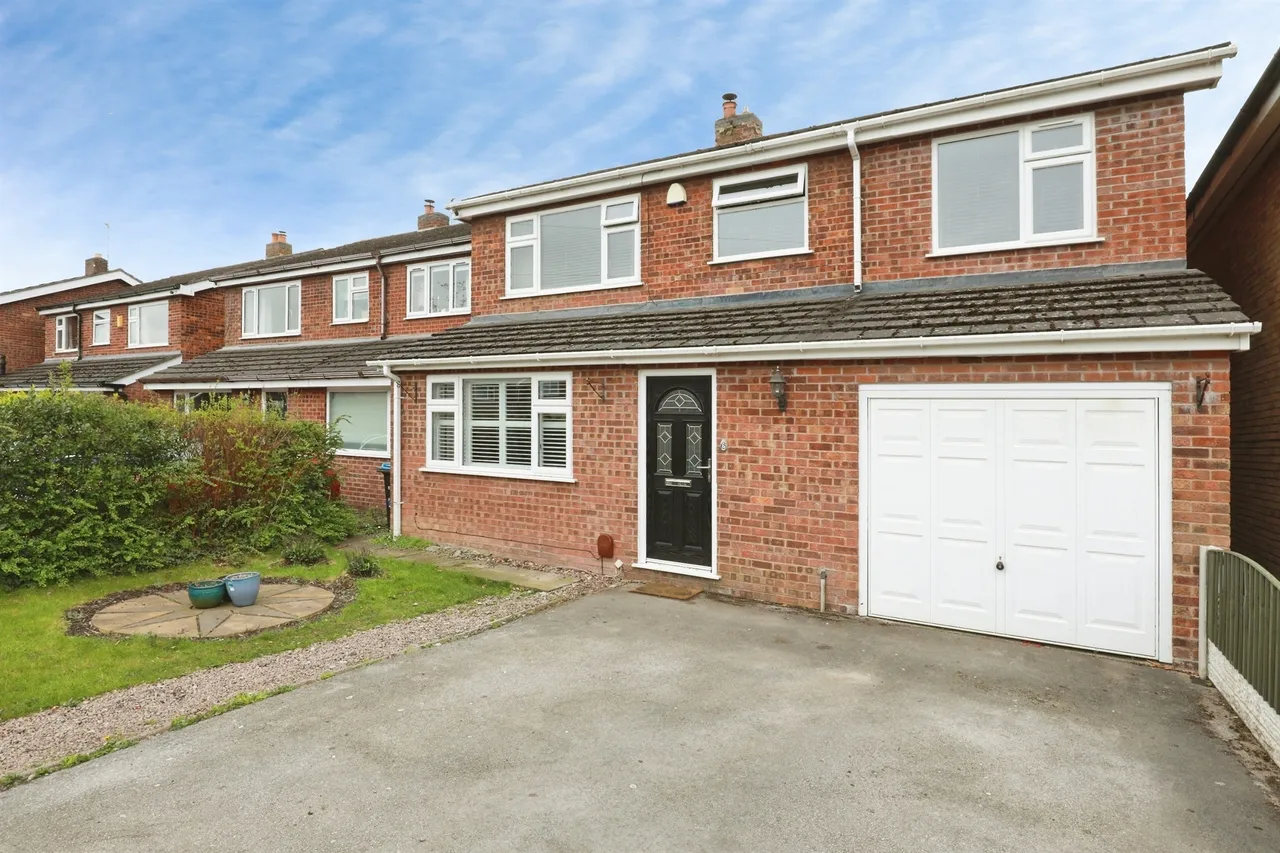 Pear Tree Drive, Wincham, CW9, photo 20
