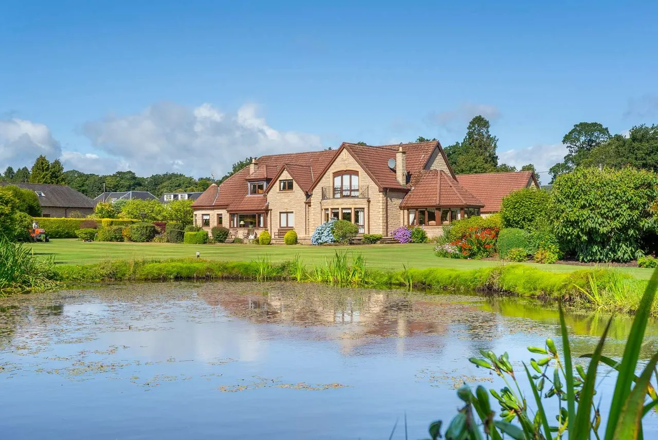 8 bed house to rent, Muirton, Auchterarder, PH3