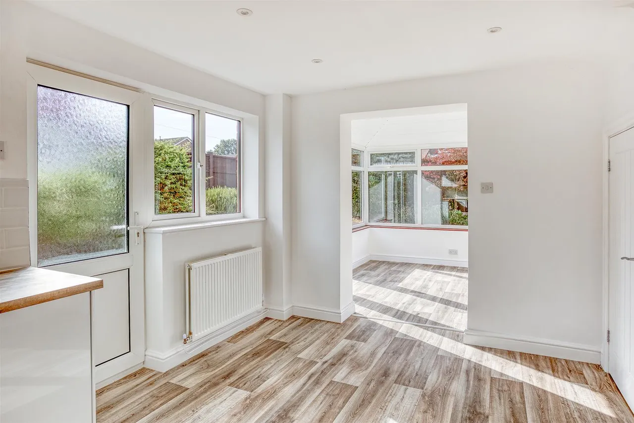 Glenfield Crescent, Mickleover, photo 7