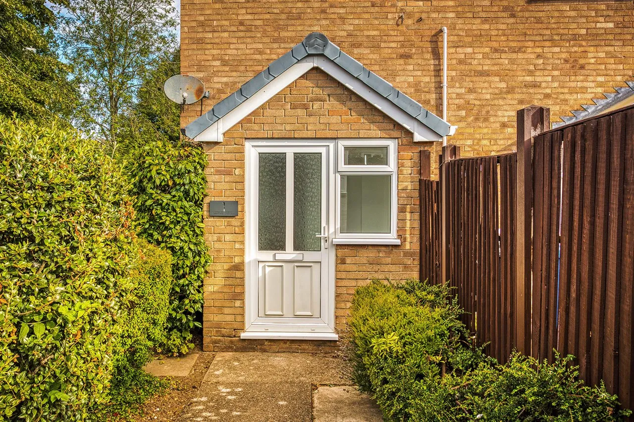 Glenfield Crescent, Mickleover, photo 4