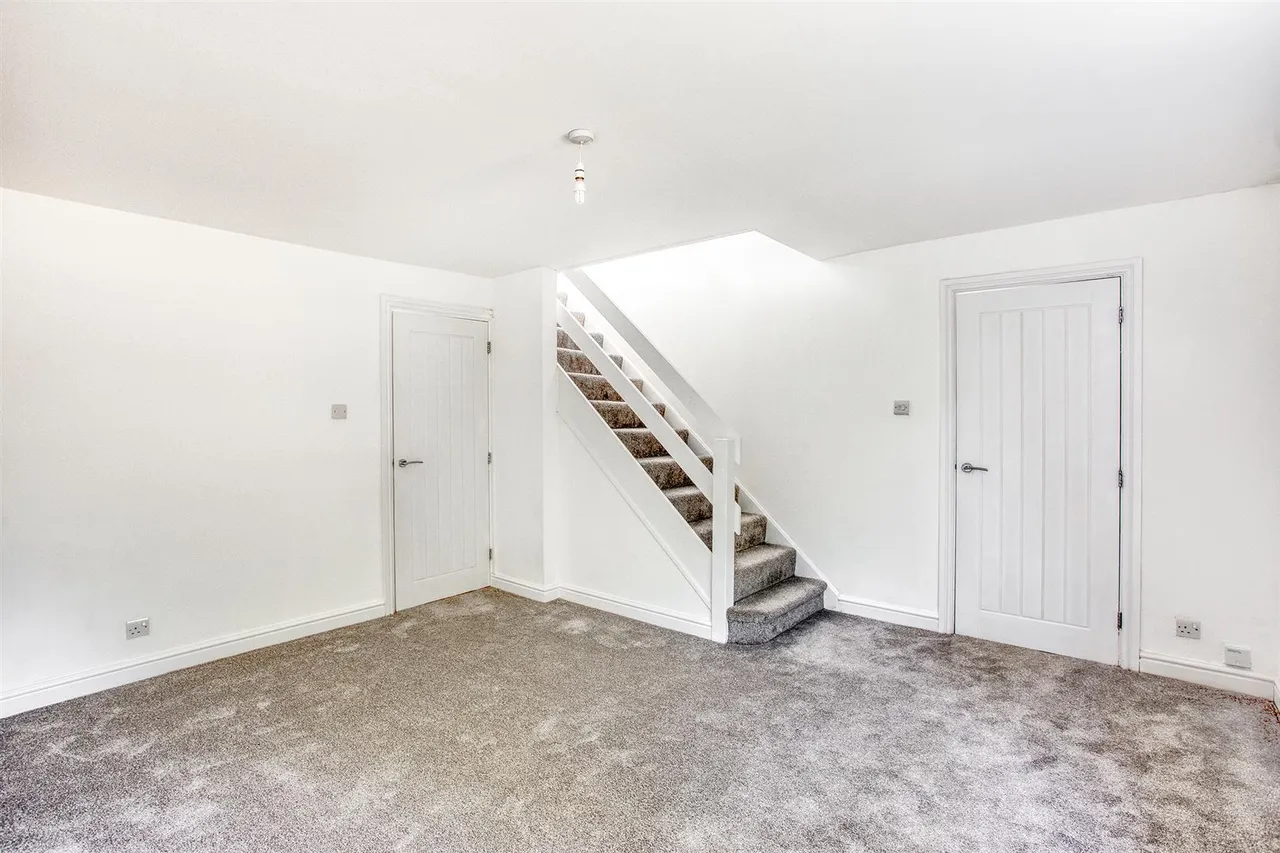 Glenfield Crescent, Mickleover, photo 3