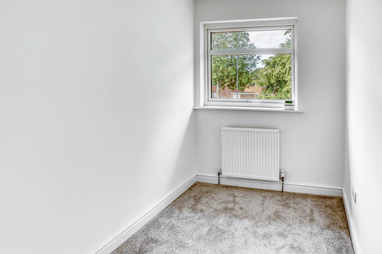 Glenfield Crescent, Mickleover, photo 12