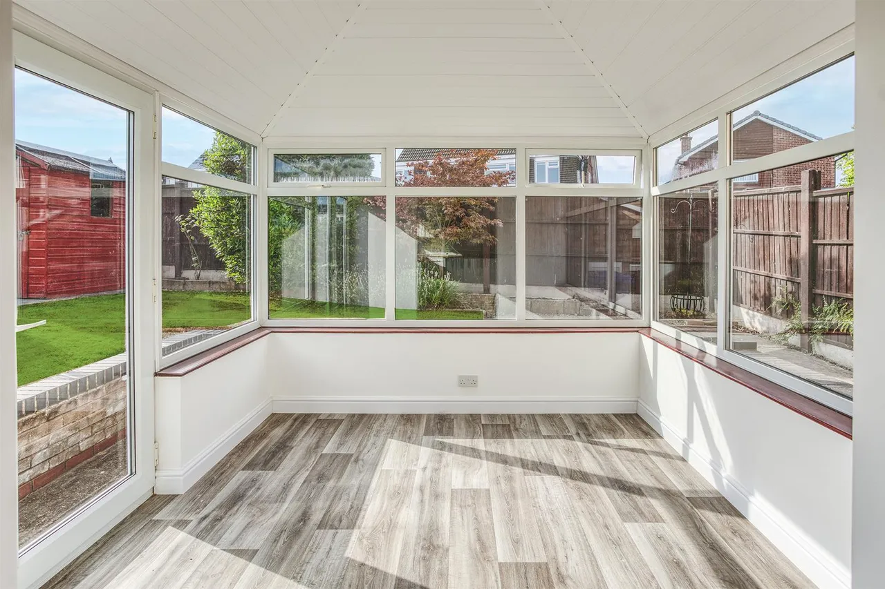Glenfield Crescent, Mickleover, photo 6