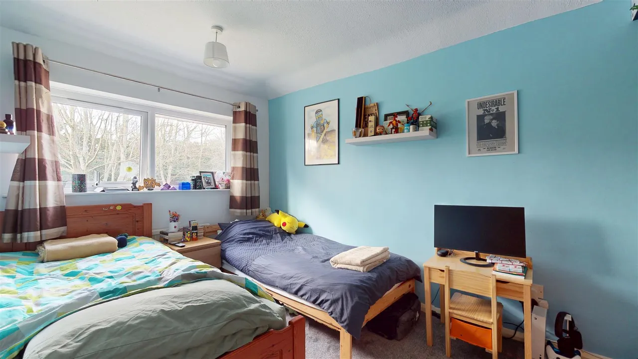 Whaddon Way, Bletchley, photo 7