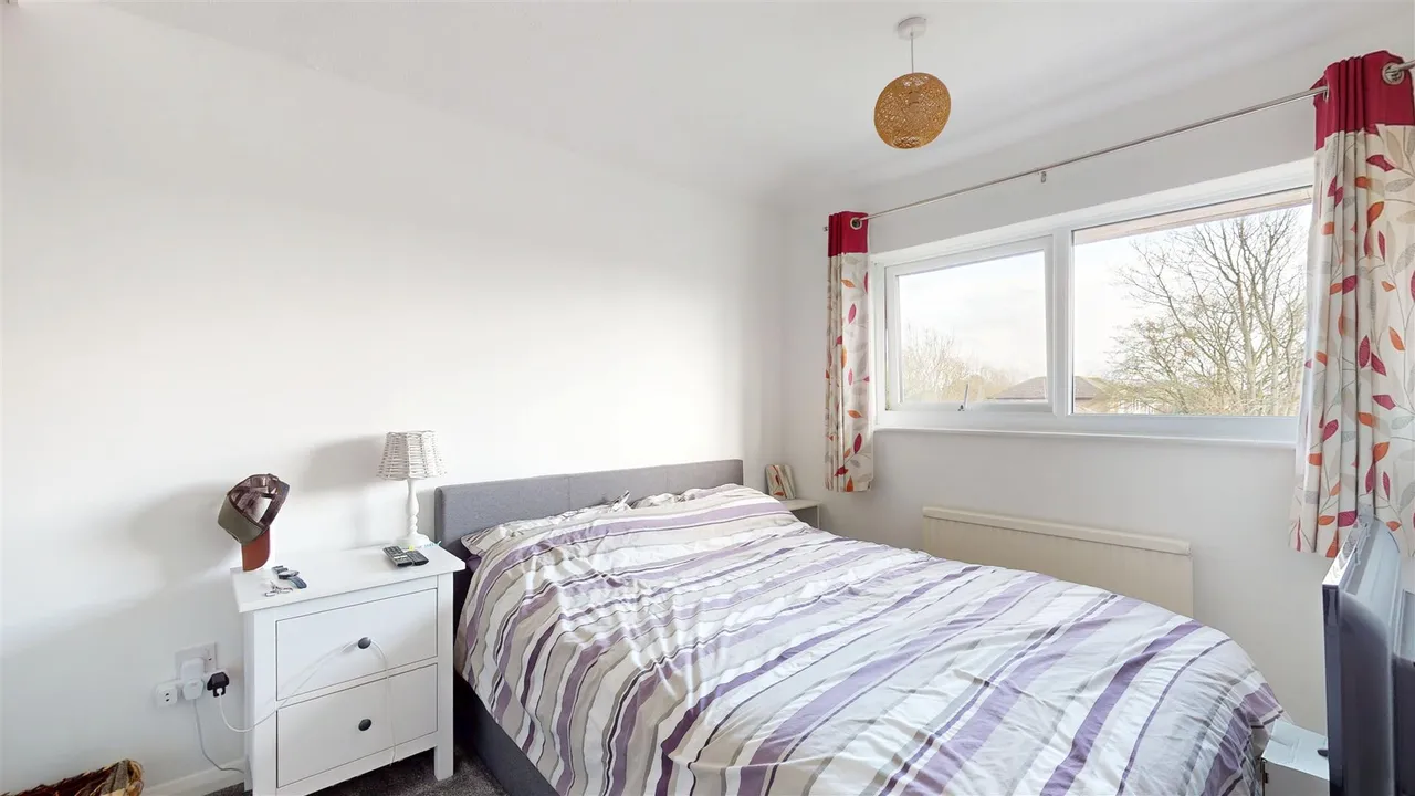 Whaddon Way, Bletchley, photo 5