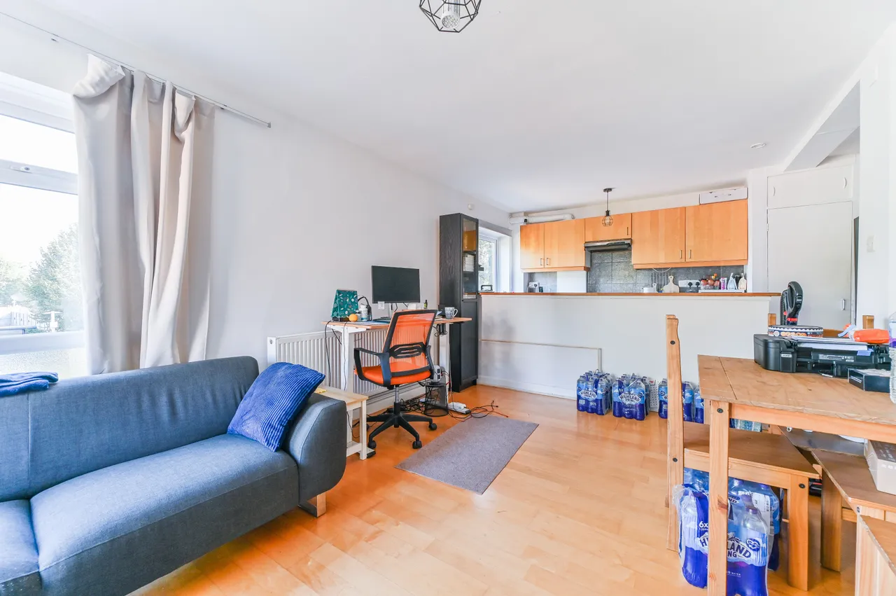 5 Moray Court, 31 Warham Road, South Croydon, photo 10