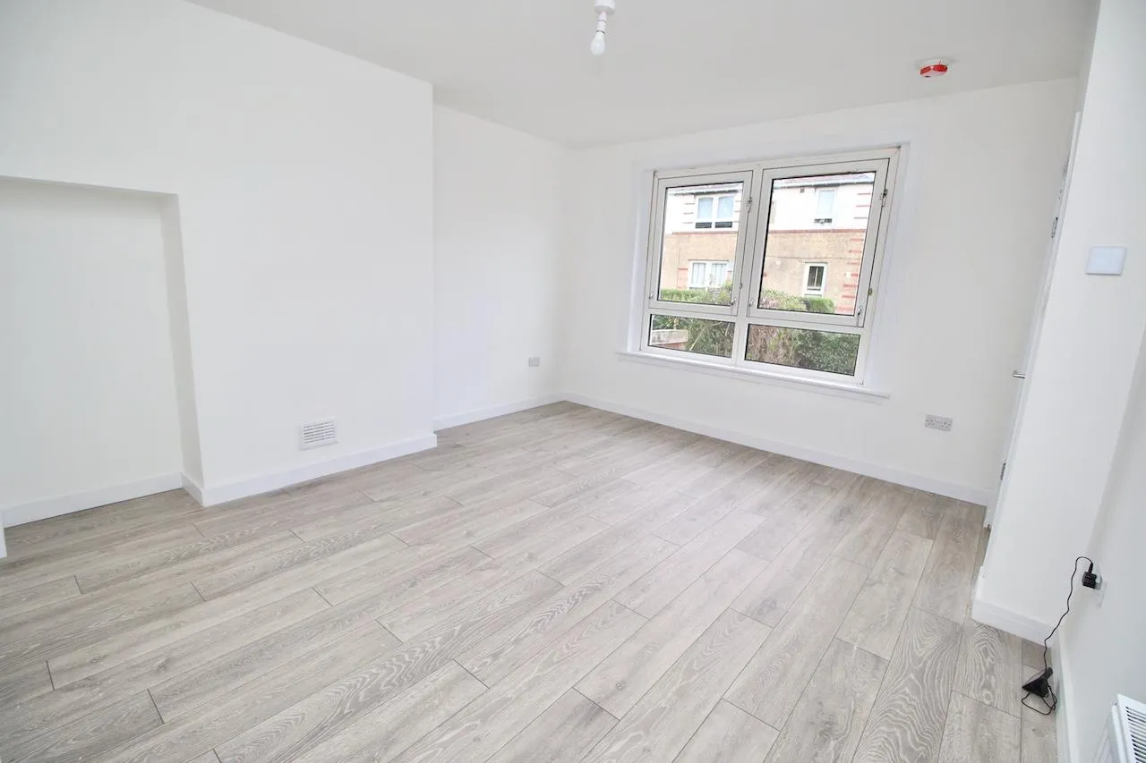 Pinkerton Avenue, Rutherglen, G73 1HS, photo 8