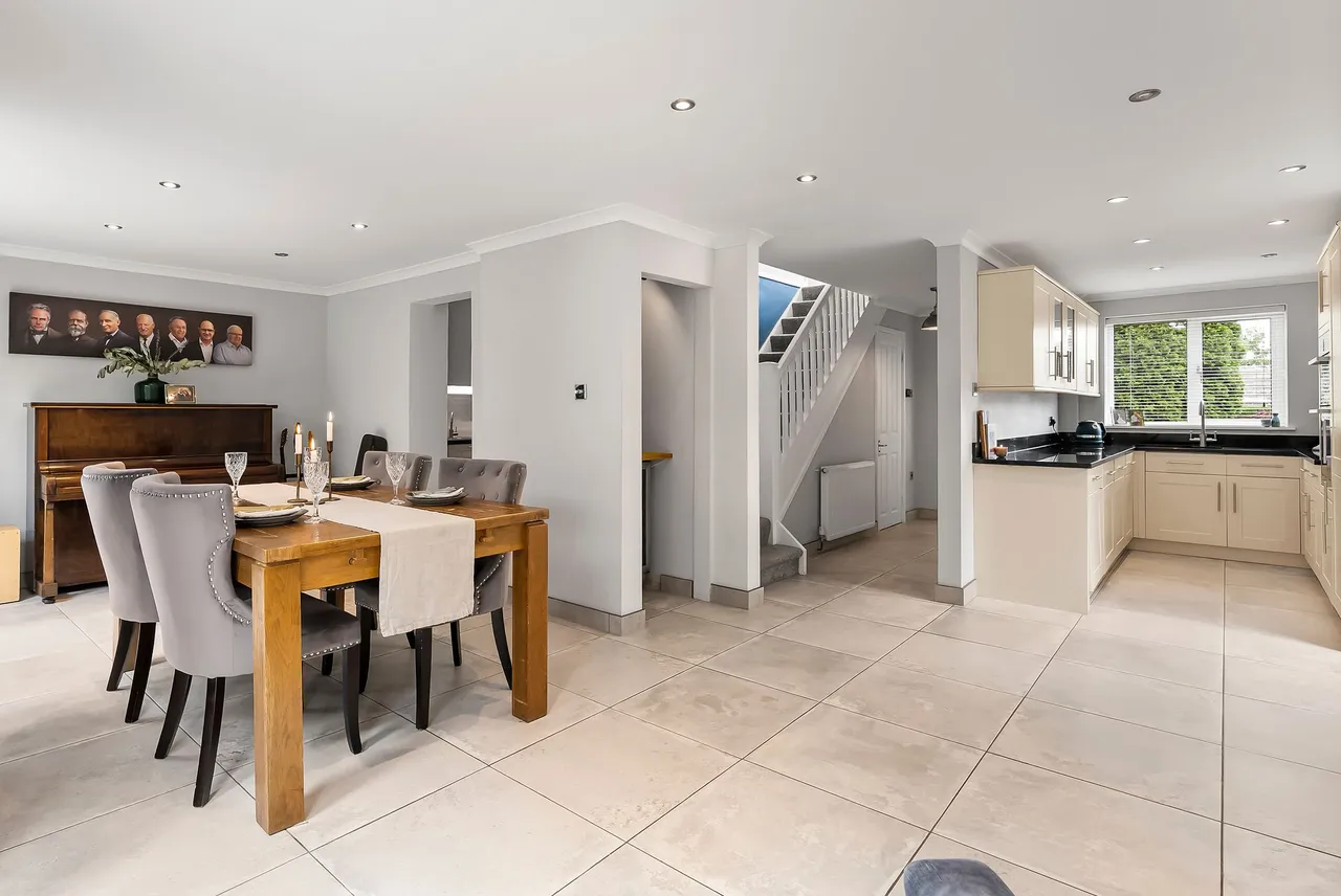 Hookstone Close, Harrogate, HG2, photo 5