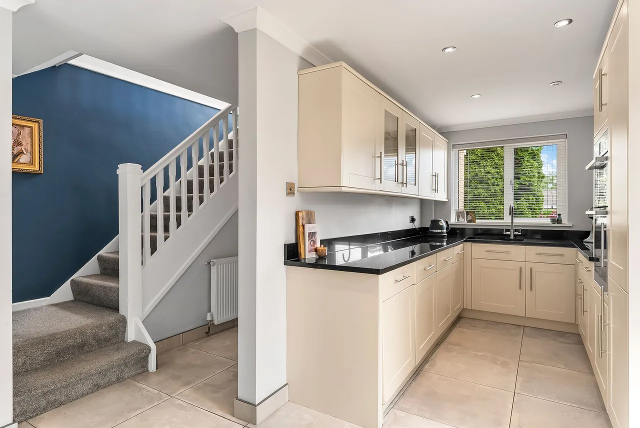 Hookstone Close, Harrogate, HG2, photo 6