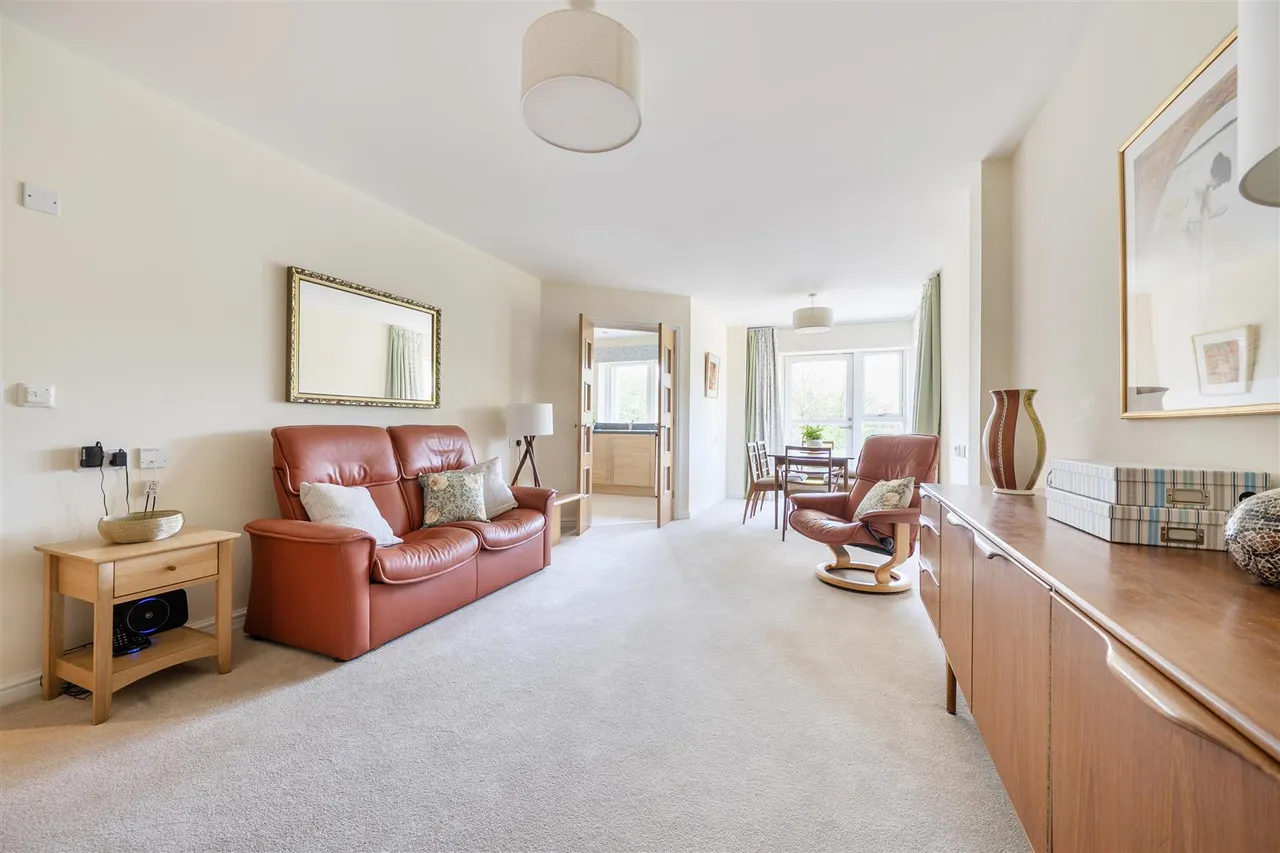 Westmead Lane, Chippenham, SN15, photo 2