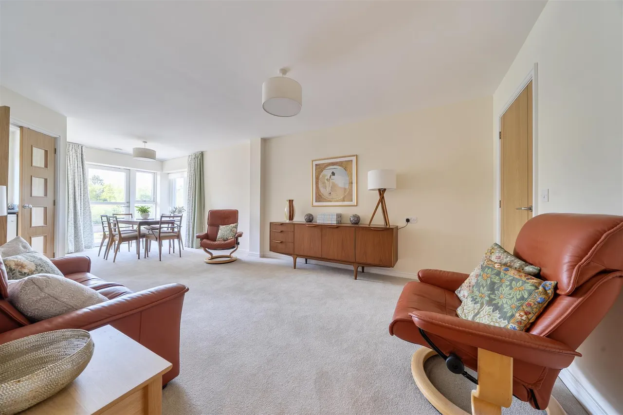 Westmead Lane, Chippenham, SN15, photo 5