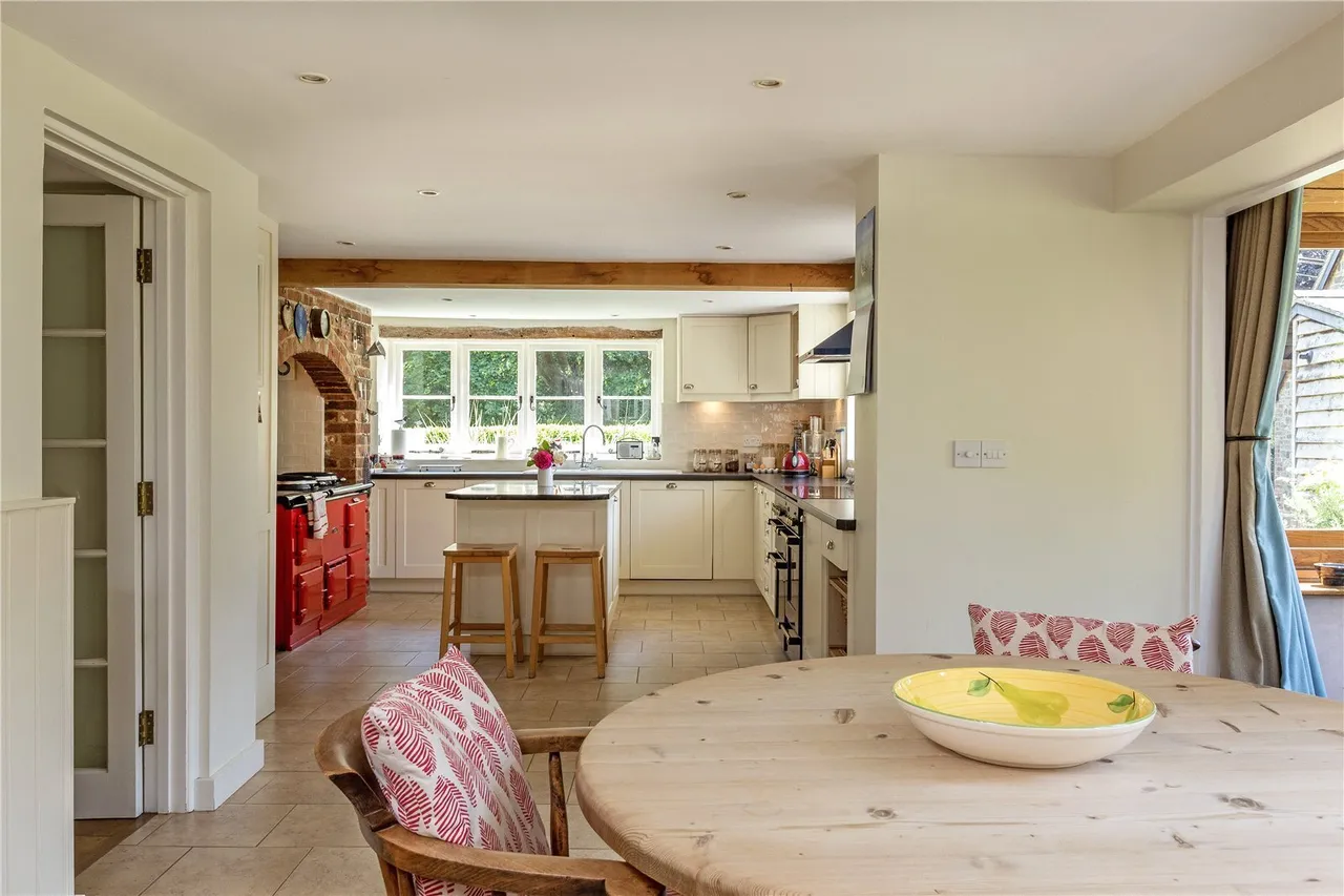 Little Bognor, Fittleworth, RH20, photo 4