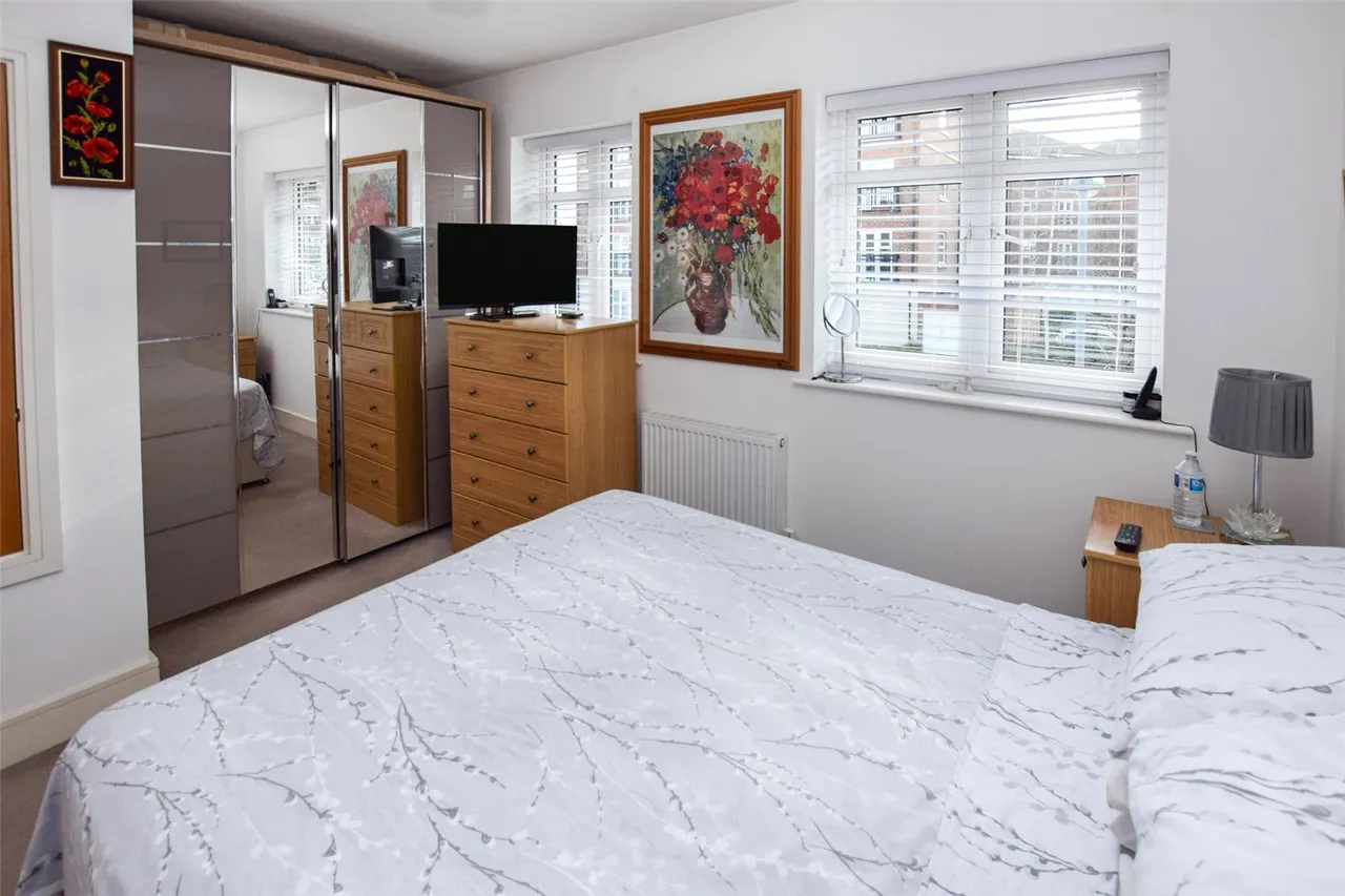 Kenley Place, Farnborough, Hampshire, GU14 6FY, photo 8