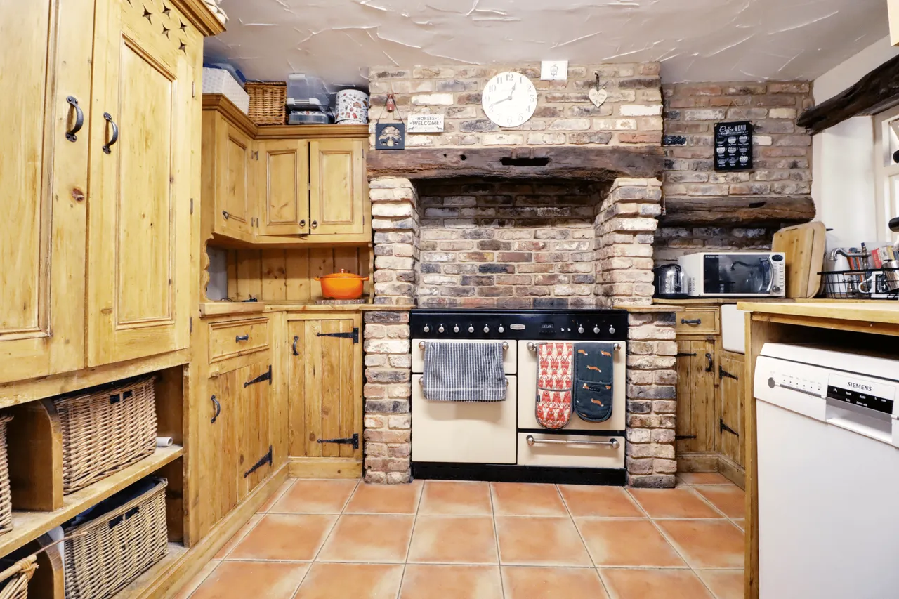 The Old Manor House, Whitton, DN15, photo 10