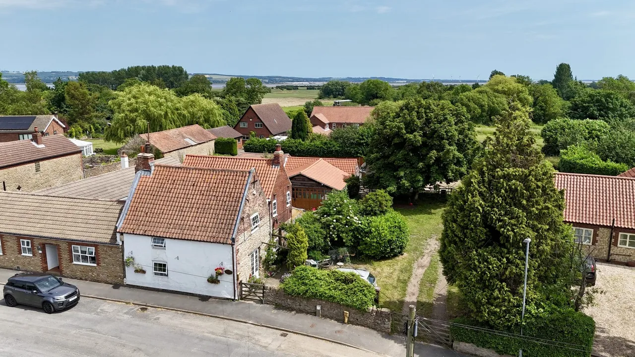 The Old Manor House, Whitton, DN15, photo 26