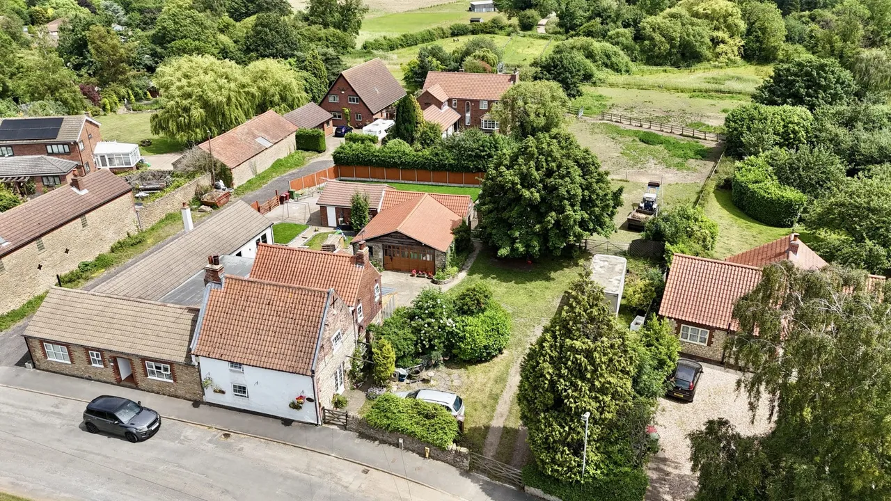 The Old Manor House, Whitton, DN15, photo 27