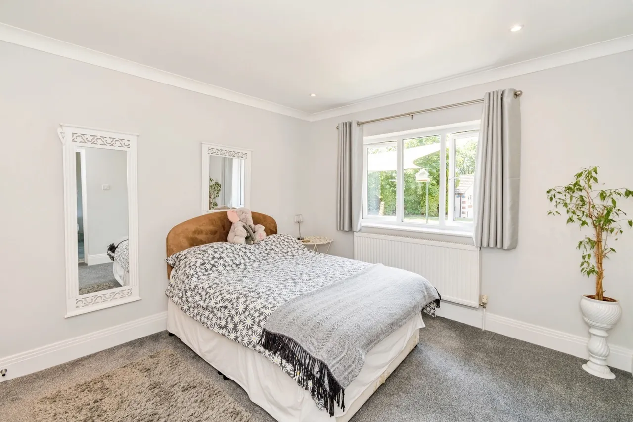 Wayside Road, St. Leonards, BH24, photo 20
