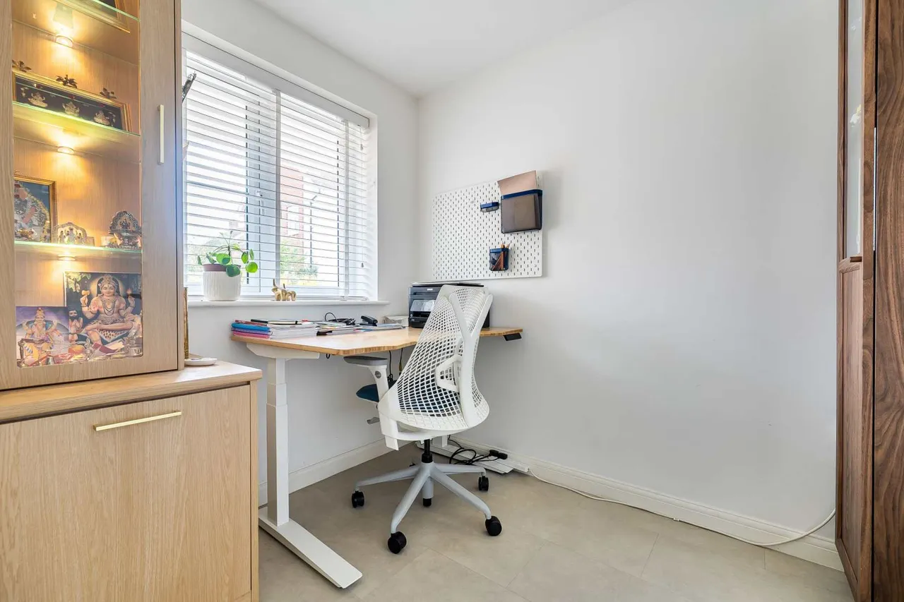 Windmill Crescent, Ashford, Kent, TN27 9DG, photo 10