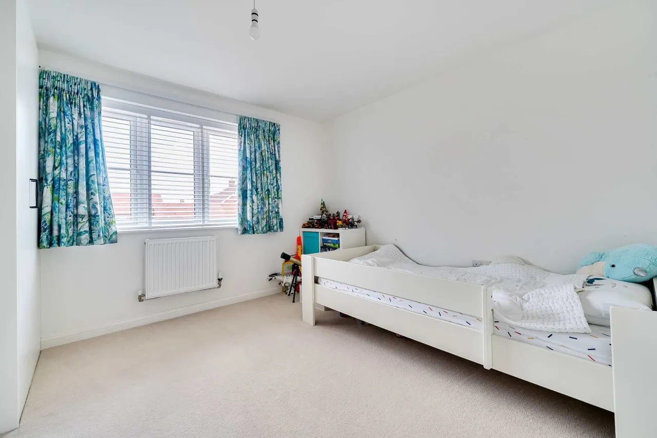 Windmill Crescent, Ashford, Kent, TN27 9DG, photo 16