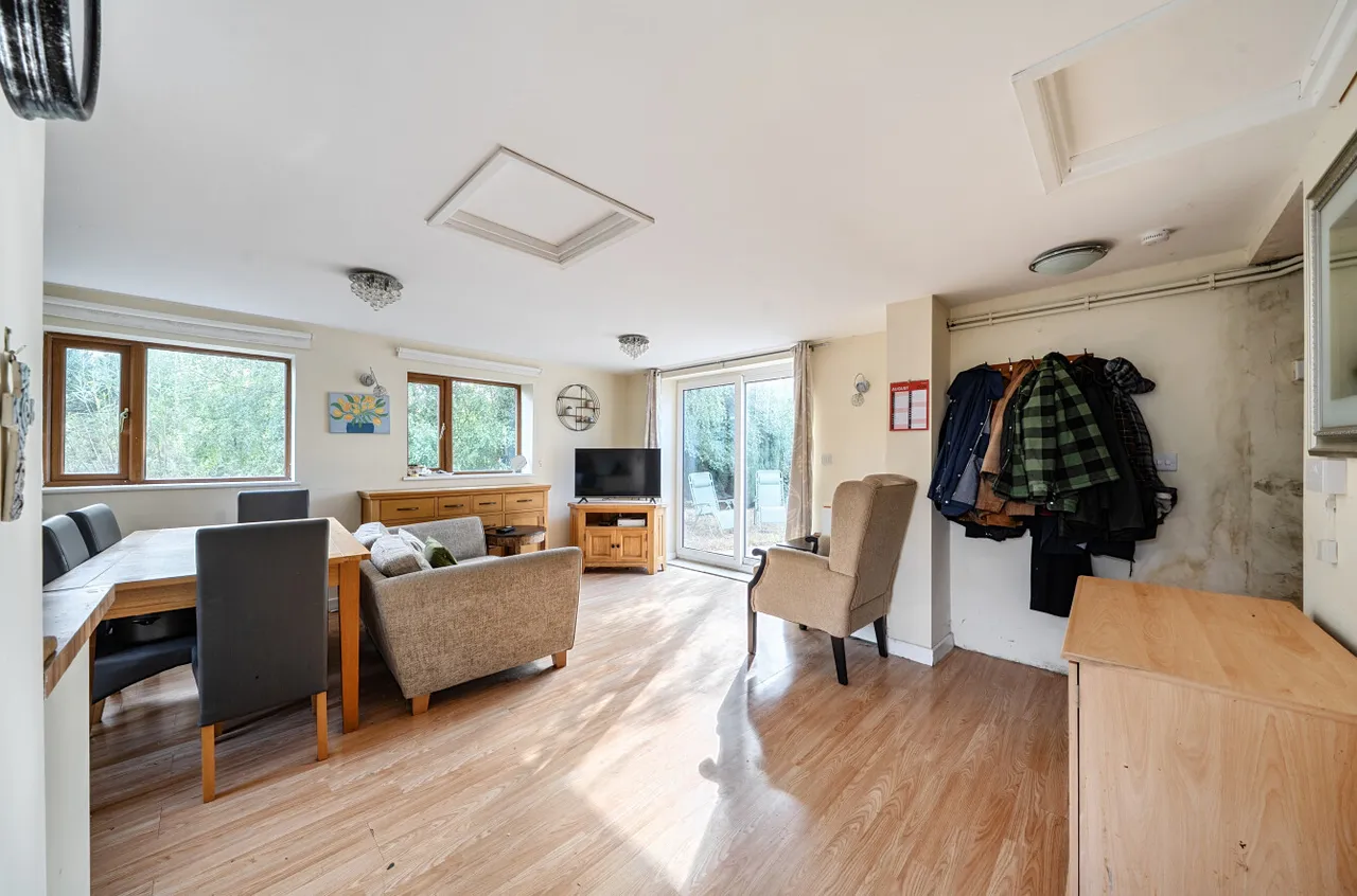 Oakley Park, Llanidloes, photo 23