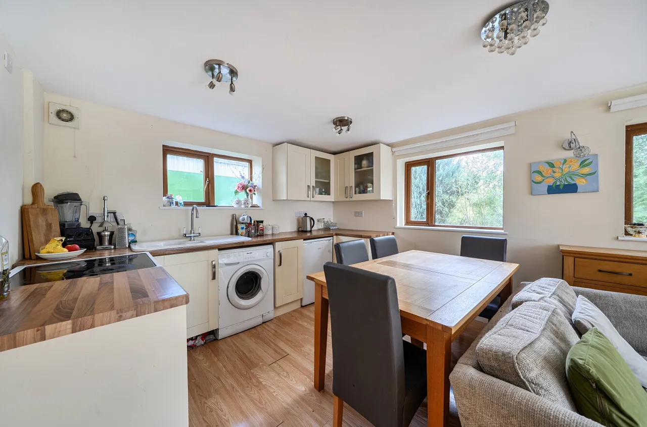 Oakley Park, Llanidloes, photo 21